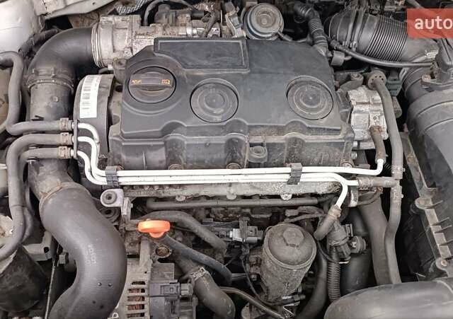 Фольксваген Кадди 2008 в Сарнах на Automoto.ua Белый Фольксваген Кадди, объемом двигателя 2 л и пробегом 380 тыс. км за 7500 $, фото 82 на Automoto.ua