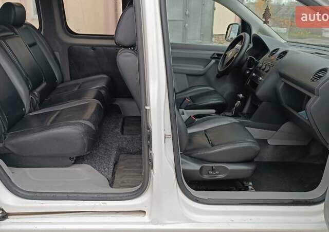 Фольксваген Кадди 2008 в Сарнах на Automoto.ua Белый Фольксваген Кадди, объемом двигателя 2 л и пробегом 380 тыс. км за 7500 $, фото 39 на Automoto.ua