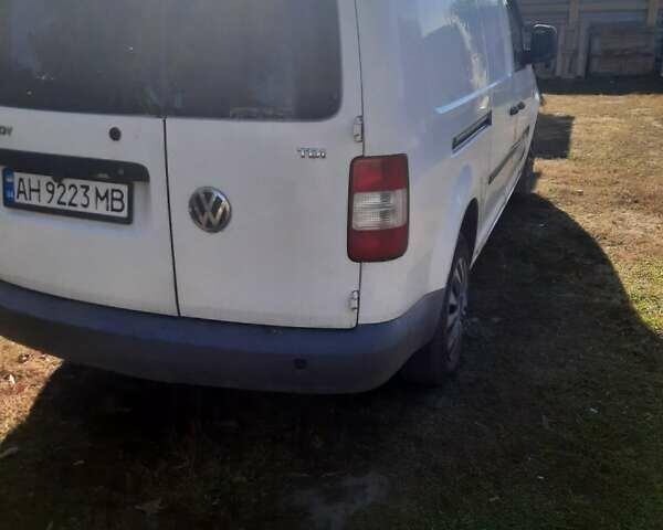 Белый Фольксваген Кадди, объемом двигателя 1.9 л и пробегом 300 тыс. км за 4200 $, фото 4 на Automoto.ua