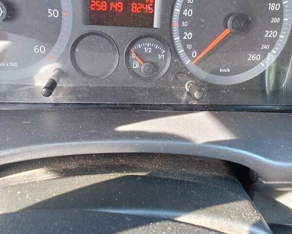 Белый Фольксваген Кадди, объемом двигателя 1.9 л и пробегом 258 тыс. км за 6400 $, фото 2 на Automoto.ua