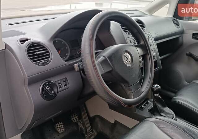 Фольксваген Кадди 2008 в Сарнах на Automoto.ua Белый Фольксваген Кадди, объемом двигателя 2 л и пробегом 380 тыс. км за 7500 $, фото 73 на Automoto.ua