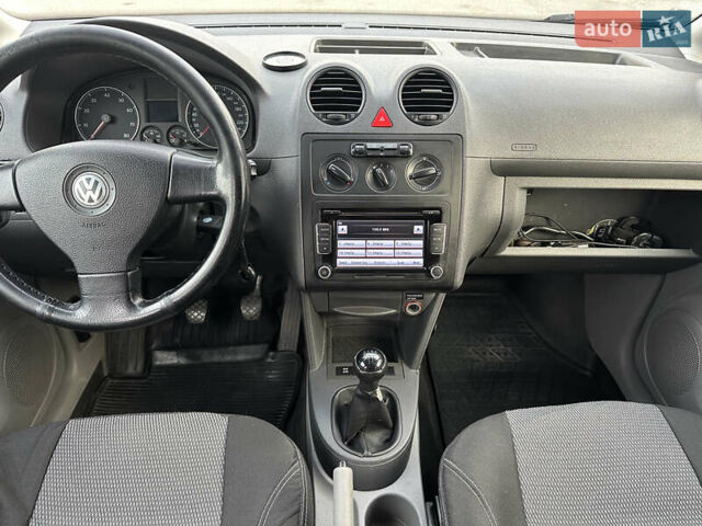 Білий Фольксваген Кадді, об'ємом двигуна 2 л та пробігом 298 тис. км за 6499 $, фото 18 на Automoto.ua