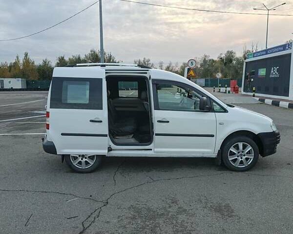 Белый Фольксваген Кадди, объемом двигателя 1.97 л и пробегом 298 тыс. км за 5700 $, фото 18 на Automoto.ua