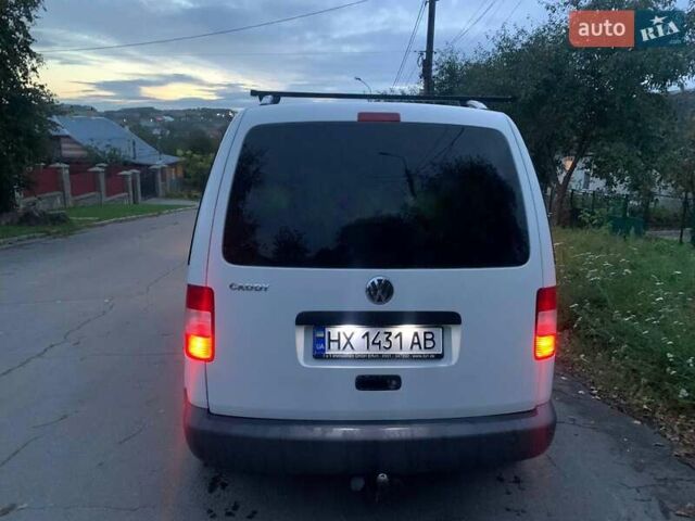 Белый Фольксваген Кадди, объемом двигателя 1.39 л и пробегом 239 тыс. км за 6500 $, фото 2 на Automoto.ua
