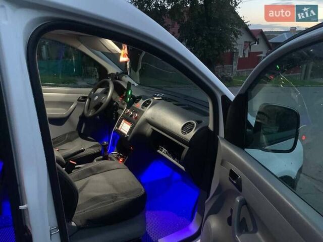 Белый Фольксваген Кадди, объемом двигателя 1.39 л и пробегом 239 тыс. км за 6500 $, фото 8 на Automoto.ua