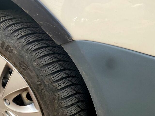 Белый Фольксваген Кадди, объемом двигателя 1.9 л и пробегом 288 тыс. км за 7600 $, фото 7 на Automoto.ua