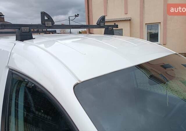 Фольксваген Кадди 2008 в Сарнах на Automoto.ua Белый Фольксваген Кадди, объемом двигателя 2 л и пробегом 380 тыс. км за 7500 $, фото 36 на Automoto.ua