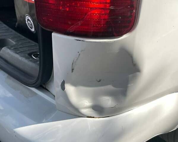 Белый Фольксваген Кадди, объемом двигателя 1.9 л и пробегом 305 тыс. км за 7500 $, фото 7 на Automoto.ua