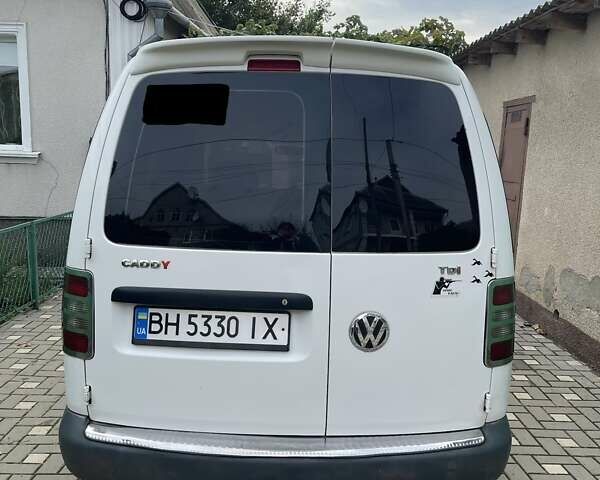 Белый Фольксваген Кадди, объемом двигателя 1.9 л и пробегом 300 тыс. км за 6300 $, фото 3 на Automoto.ua