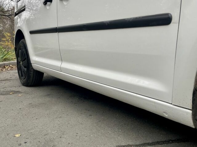 Фольксваген Кадди 2008 в Кривом Роге на Automoto.ua Белый Фольксваген Кадди, объемом двигателя 1.9 л и пробегом 220 тыс. км за 7200 $, фото 10 на Automoto.ua