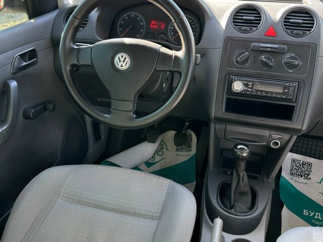 Фольксваген Кадди 2008 в Кривом Роге на Automoto.ua Белый Фольксваген Кадди, объемом двигателя 1.4 л и пробегом 263 тыс. км за 5900 $, фото 5 на Automoto.ua