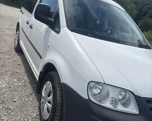 Белый Фольксваген Кадди, объемом двигателя 1.9 л и пробегом 254 тыс. км за 7800 $, фото 17 на Automoto.ua