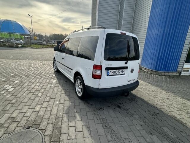 Белый Фольксваген Кадди, объемом двигателя 1.9 л и пробегом 270 тыс. км за 7999 $, фото 7 на Automoto.ua