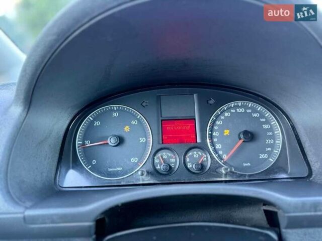 Белый Фольксваген Кадди, объемом двигателя 1.9 л и пробегом 270 тыс. км за 8000 $, фото 11 на Automoto.ua