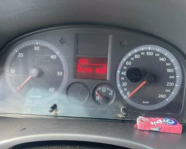 Білий Фольксваген Кадді, об'ємом двигуна 1.9 л та пробігом 345 тис. км за 7500 $, фото 11 на Automoto.ua