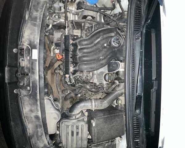 Белый Фольксваген Кадди, объемом двигателя 1.98 л и пробегом 256 тыс. км за 6600 $, фото 28 на Automoto.ua