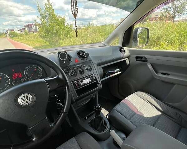 Белый Фольксваген Кадди, объемом двигателя 1.98 л и пробегом 256 тыс. км за 6600 $, фото 10 на Automoto.ua