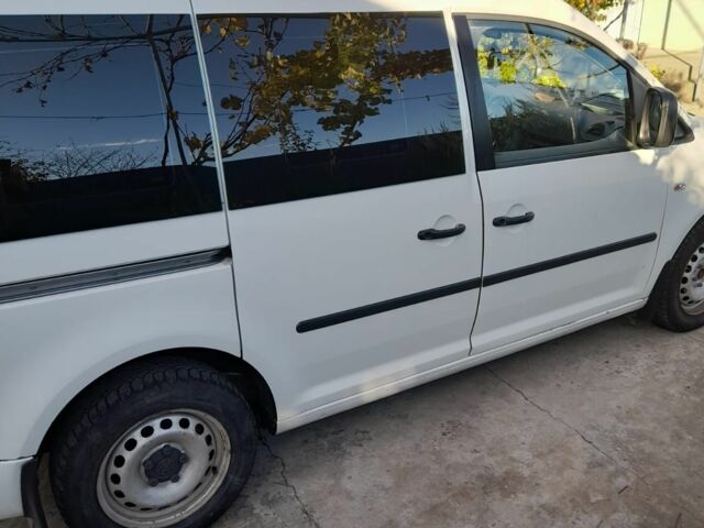 Білий Фольксваген Кадді, об'ємом двигуна 1.9 л та пробігом 249 тис. км за 6300 $, фото 3 на Automoto.ua