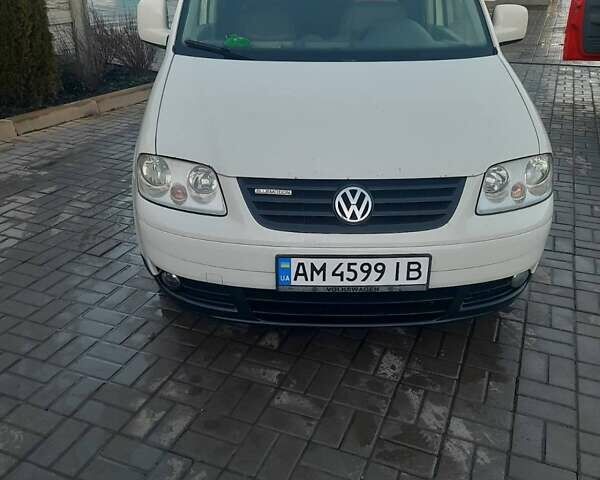 Белый Фольксваген Кадди, объемом двигателя 1.9 л и пробегом 285 тыс. км за 7900 $, фото 2 на Automoto.ua