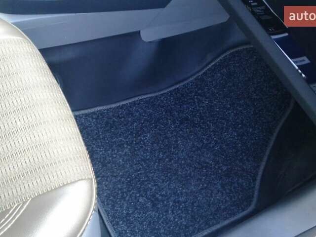 Білий Фольксваген Кадді, об'ємом двигуна 1.9 л та пробігом 285 тис. км за 8700 $, фото 20 на Automoto.ua