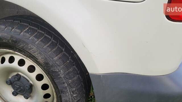Білий Фольксваген Кадді, об'ємом двигуна 1.9 л та пробігом 205 тис. км за 6521 $, фото 5 на Automoto.ua