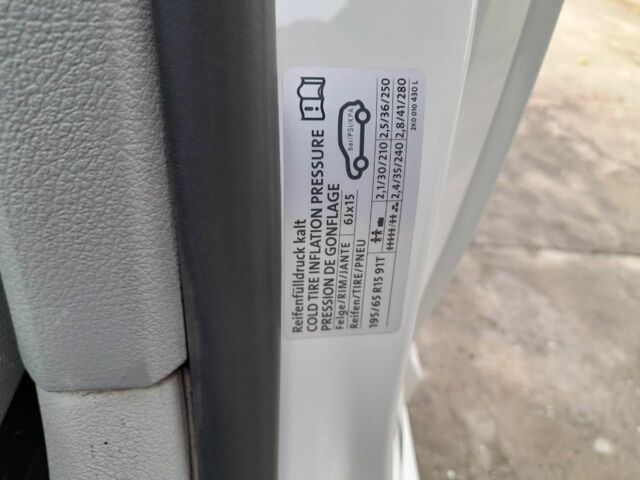 Білий Фольксваген Кадді, об'ємом двигуна 1.9 л та пробігом 249 тис. км за 6300 $, фото 14 на Automoto.ua