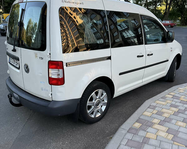 Белый Фольксваген Кадди, объемом двигателя 1.9 л и пробегом 290 тыс. км за 6000 $, фото 2 на Automoto.ua