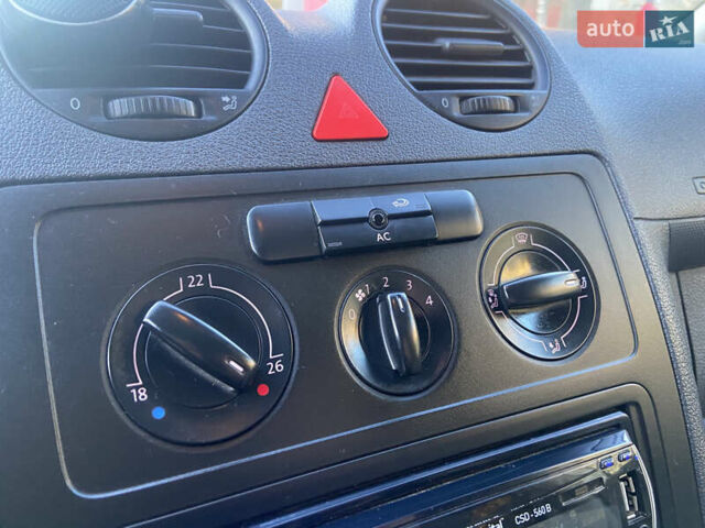 Белый Фольксваген Кадди, объемом двигателя 1.9 л и пробегом 360 тыс. км за 6300 $, фото 15 на Automoto.ua