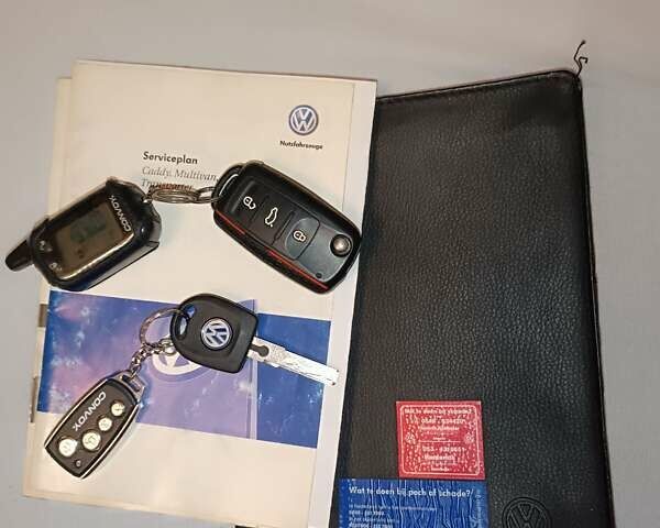 Белый Фольксваген Кадди, объемом двигателя 1.98 л и пробегом 256 тыс. км за 6600 $, фото 29 на Automoto.ua