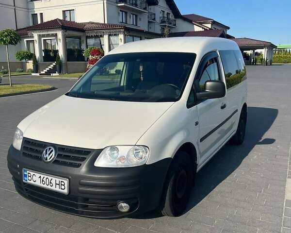 Белый Фольксваген Кадди, объемом двигателя 1.98 л и пробегом 256 тыс. км за 6600 $, фото 2 на Automoto.ua