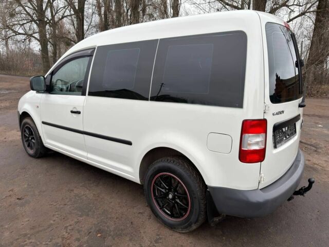 Белый Фольксваген Кадди, объемом двигателя 0 л и пробегом 240 тыс. км за 6900 $, фото 8 на Automoto.ua