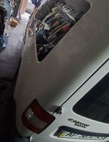 Білий Фольксваген Кадді, об'ємом двигуна 1.9 л та пробігом 300 тис. км за 100 $, фото 9 на Automoto.ua