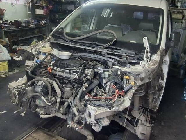 Білий Фольксваген Кадді, об'ємом двигуна 1.9 л та пробігом 300 тис. км за 100 $, фото 1 на Automoto.ua