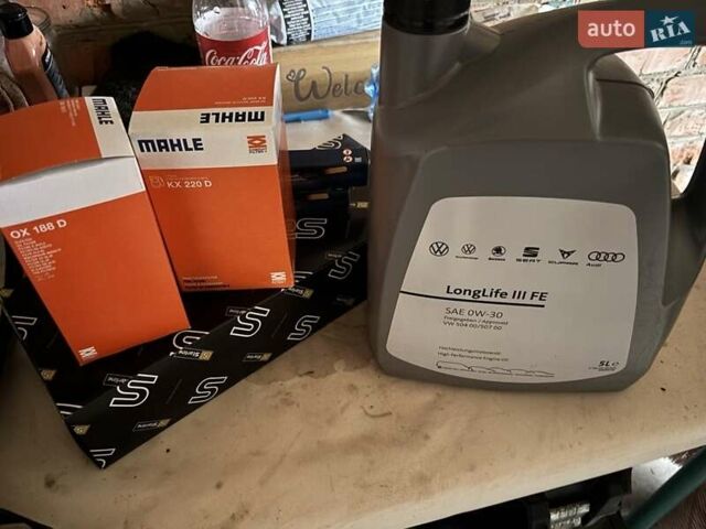 Белый Фольксваген Кадди, объемом двигателя 1.9 л и пробегом 228 тыс. км за 7000 $, фото 3 на Automoto.ua