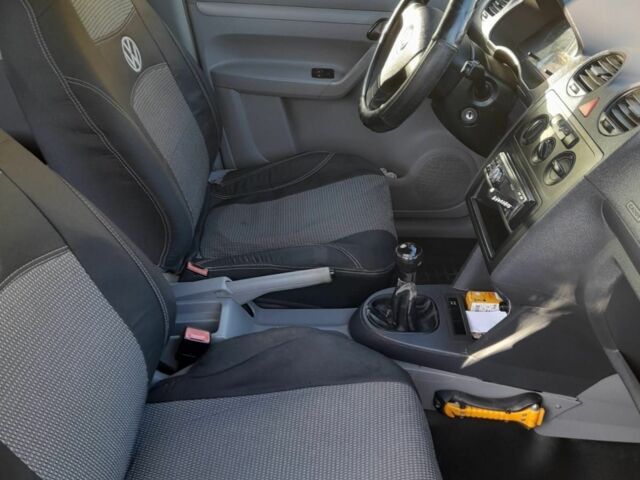 Білий Фольксваген Кадді, об'ємом двигуна 1.9 л та пробігом 249 тис. км за 6300 $, фото 5 на Automoto.ua