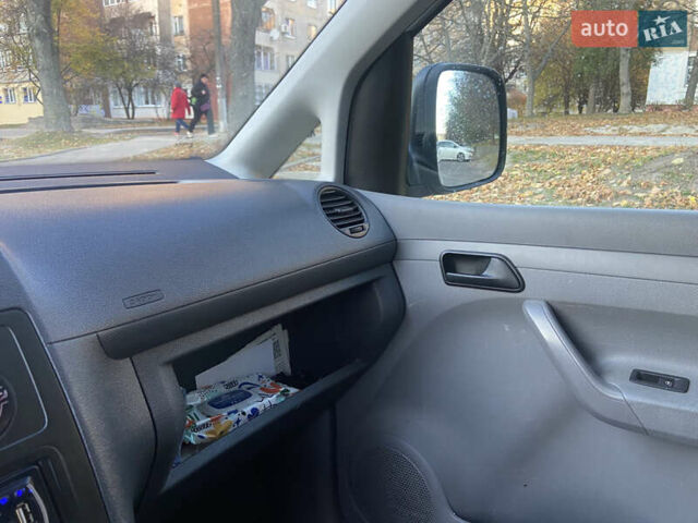 Белый Фольксваген Кадди, объемом двигателя 1.9 л и пробегом 360 тыс. км за 6300 $, фото 16 на Automoto.ua