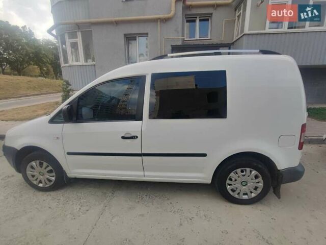Белый Фольксваген Кадди, объемом двигателя 1.9 л и пробегом 273 тыс. км за 6500 $, фото 3 на Automoto.ua