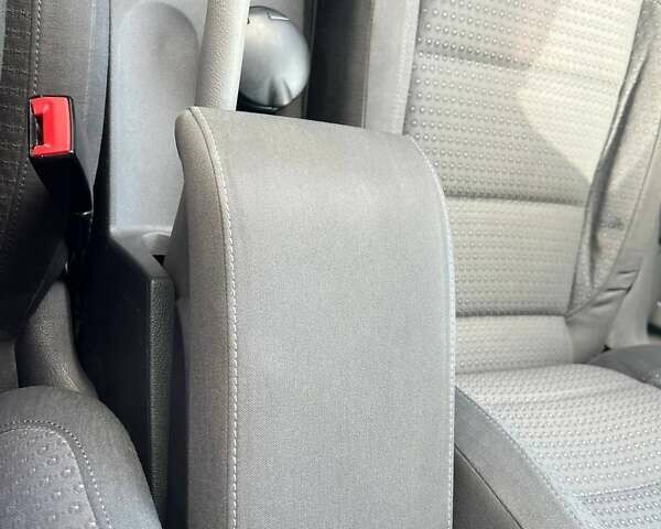 Белый Фольксваген Кадди, объемом двигателя 1.98 л и пробегом 256 тыс. км за 6600 $, фото 13 на Automoto.ua