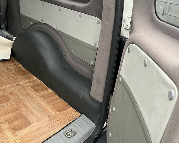 Белый Фольксваген Кадди, объемом двигателя 1.9 л и пробегом 172 тыс. км за 8200 $, фото 8 на Automoto.ua