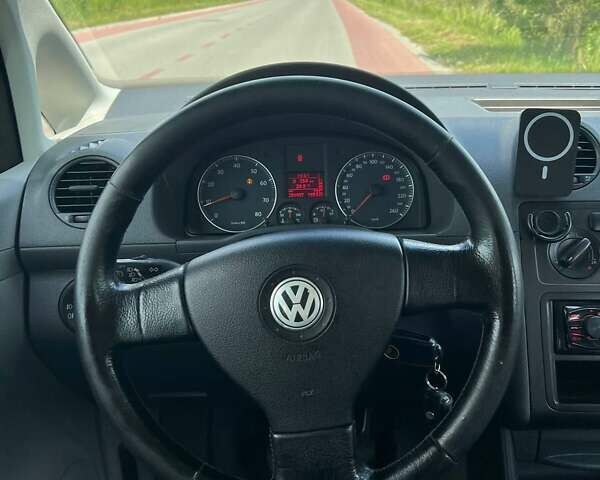 Белый Фольксваген Кадди, объемом двигателя 1.98 л и пробегом 256 тыс. км за 6600 $, фото 21 на Automoto.ua