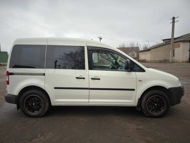 Белый Фольксваген Кадди, объемом двигателя 0 л и пробегом 240 тыс. км за 6900 $, фото 6 на Automoto.ua
