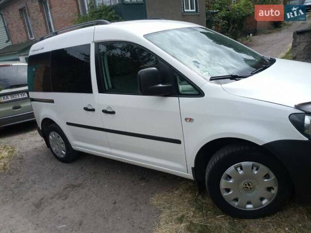Белый Фольксваген Кадди, объемом двигателя 1.6 л и пробегом 290 тыс. км за 8100 $, фото 2 на Automoto.ua