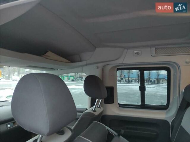 Белый Фольксваген Кадди, объемом двигателя 1.6 л и пробегом 270 тыс. км за 8600 $, фото 21 на Automoto.ua