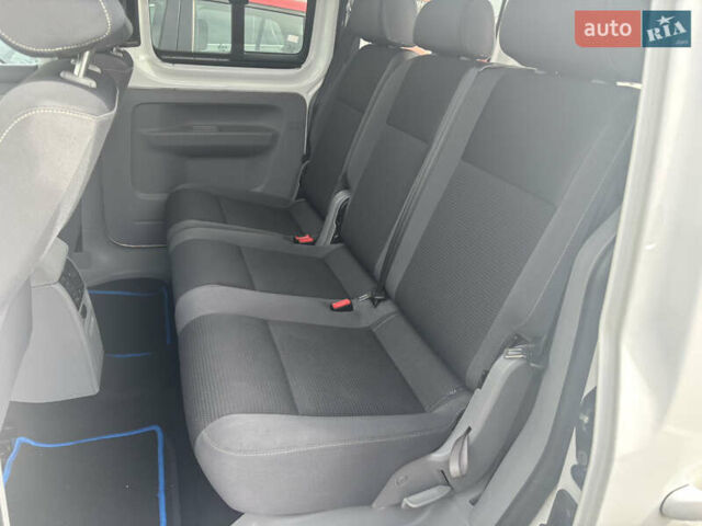 Белый Фольксваген Кадди, объемом двигателя 0 л и пробегом 206 тыс. км за 9300 $, фото 14 на Automoto.ua