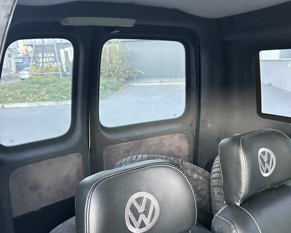 Белый Фольксваген Кадди, объемом двигателя 0 л и пробегом 199 тыс. км за 8500 $, фото 12 на Automoto.ua
