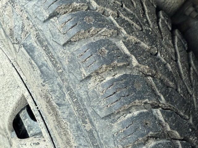 Белый Фольксваген Кадди, объемом двигателя 1.9 л и пробегом 280 тыс. км за 3550 $, фото 5 на Automoto.ua