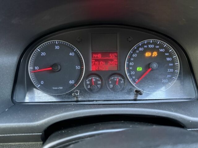 Белый Фольксваген Кадди, объемом двигателя 1.9 л и пробегом 280 тыс. км за 3550 $, фото 4 на Automoto.ua