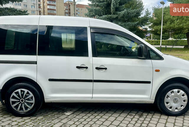 Белый Фольксваген Кадди, объемом двигателя 1.9 л и пробегом 353 тыс. км за 7499 $, фото 16 на Automoto.ua