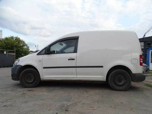 Белый Фольксваген Кадди, объемом двигателя 1.6 л и пробегом 259 тыс. км за 7200 $, фото 1 на Automoto.ua