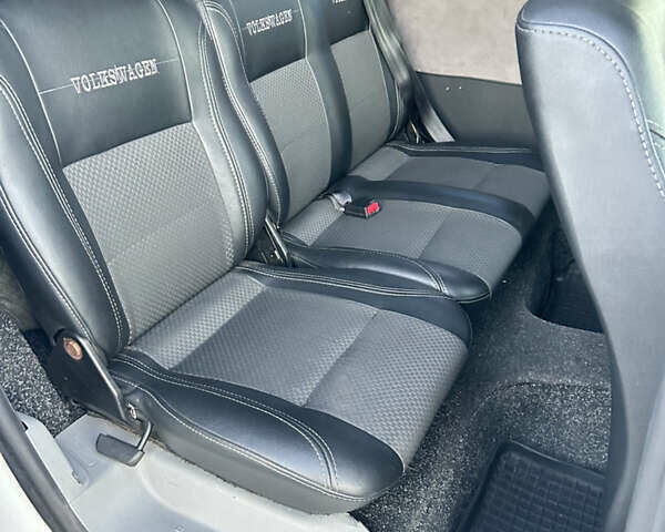 Белый Фольксваген Кадди, объемом двигателя 0 л и пробегом 199 тыс. км за 8500 $, фото 9 на Automoto.ua